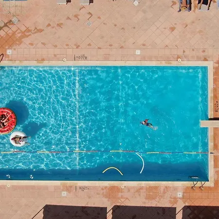 Vega Hotel 3*